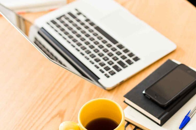 https://pearlygatesconsulting.giv.com.ng/wp-content/uploads/2019/04/img-industry-01-768x512.jpg